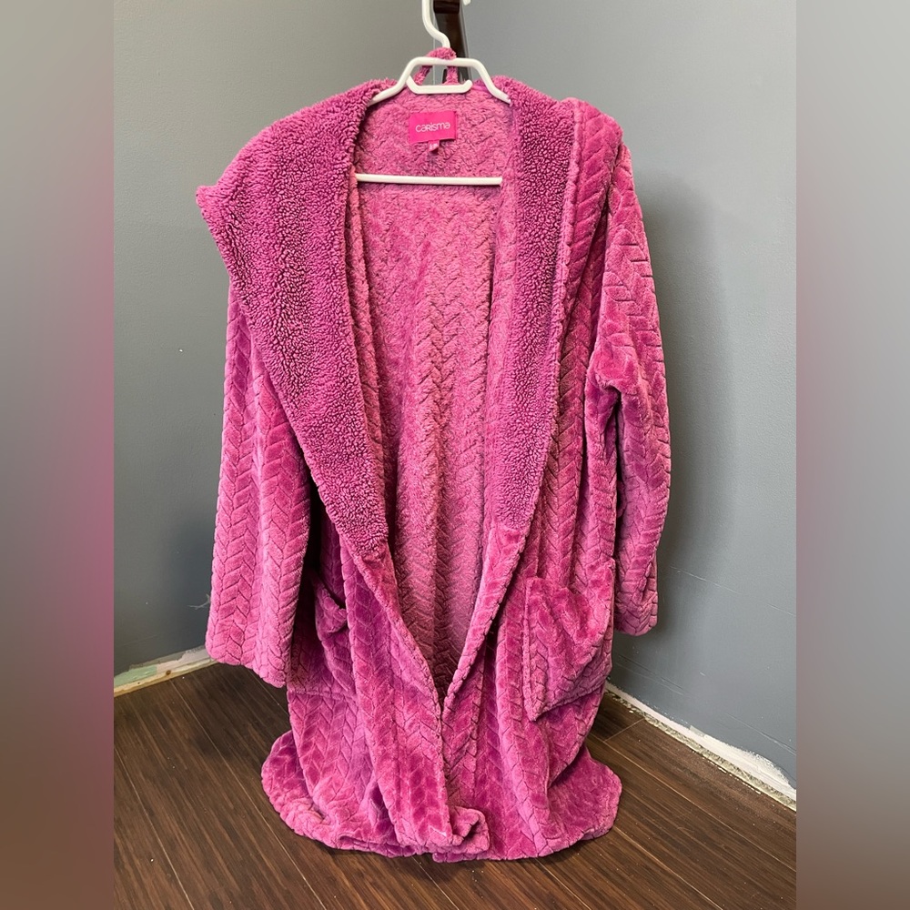 Plush Hooded Robe in Bright Pink